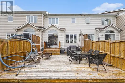 1055 Candlewood Street Ottawa ON K4A 5E9
