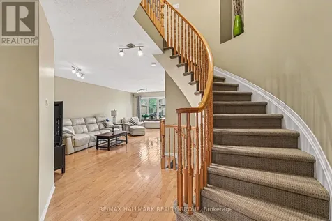 1055 Candlewood Street Ottawa ON K4A 5E9