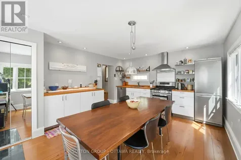187 Martin Avenue Ottawa ON K1K 2V2