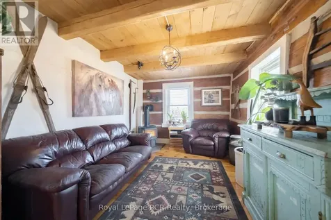 135458 Concession 8 Chatsworth ON N0H 1K0