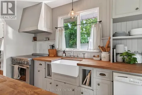 821 Haldimand Crescent Cornwall ON K6H 5C9