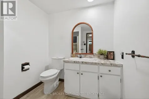 821 Haldimand Crescent Cornwall ON K6H 5C9