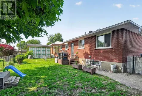 821 Haldimand Crescent Cornwall ON K6H 5C9