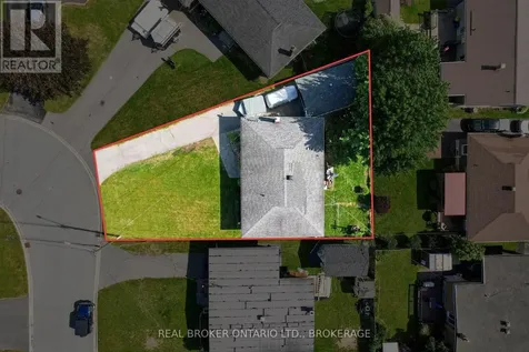 821 Haldimand Crescent Cornwall ON K6H 5C9