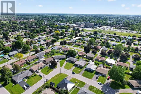 821 Haldimand Crescent Cornwall ON K6H 5C9