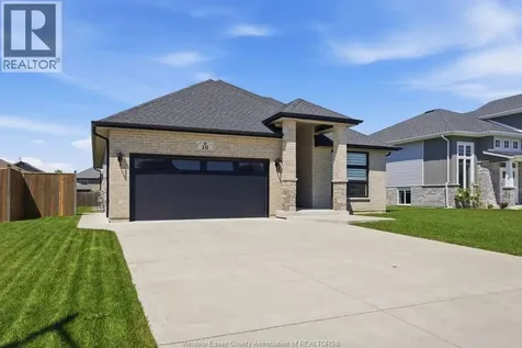 10 Lundy Street Amherstburg ON N9V 0G5