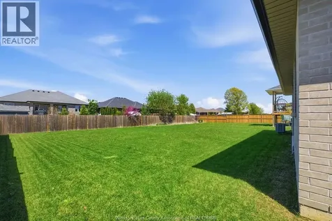 10 Lundy Street Amherstburg ON N9V 0G5