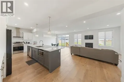 608 Sweetbay Crescent Sarnia ON N7S 0A8