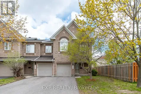 569 Aquaview Drive Ottawa ON K4A 4V4