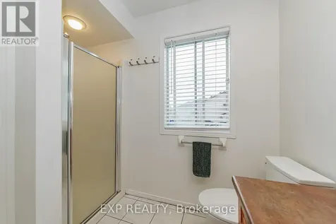 569 Aquaview Drive Ottawa ON K4A 4V4