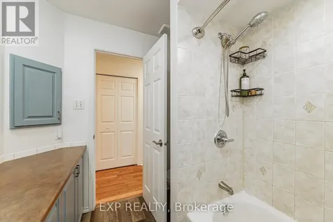 569 Aquaview Drive Ottawa ON K4A 4V4