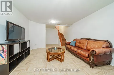 569 Aquaview Drive Ottawa ON K4A 4V4