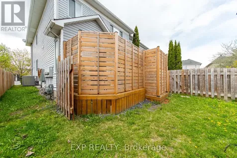 569 Aquaview Drive Ottawa ON K4A 4V4