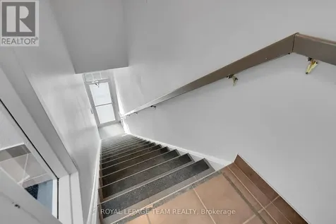 901 Somerset Street Ottawa ON K1R 6R9