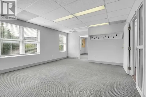 901 Somerset Street Ottawa ON K1R 6R9