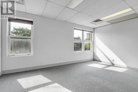 901 Somerset Street Ottawa ON K1R 6R9