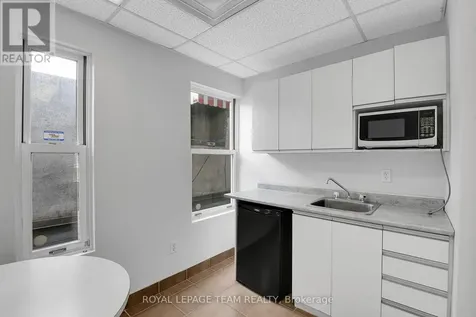 901 Somerset Street Ottawa ON K1R 6R9
