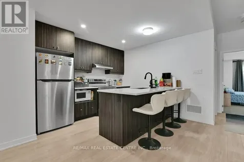 216 Parnian Pvt Private Ottawa ON K2J 6H3