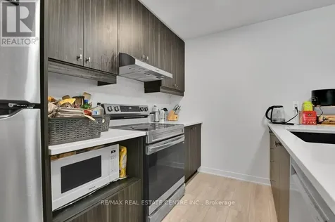 216 Parnian Pvt Private Ottawa ON K2J 6H3