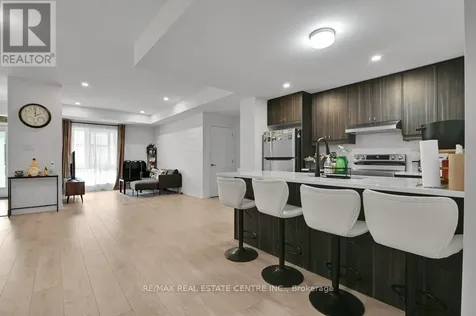 216 Parnian Pvt Private Ottawa ON K2J 6H3
