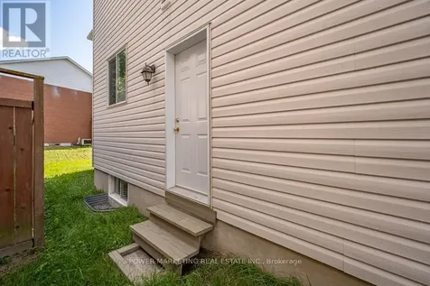 5 Tierney Drive Ottawa ON K2J 4W2
