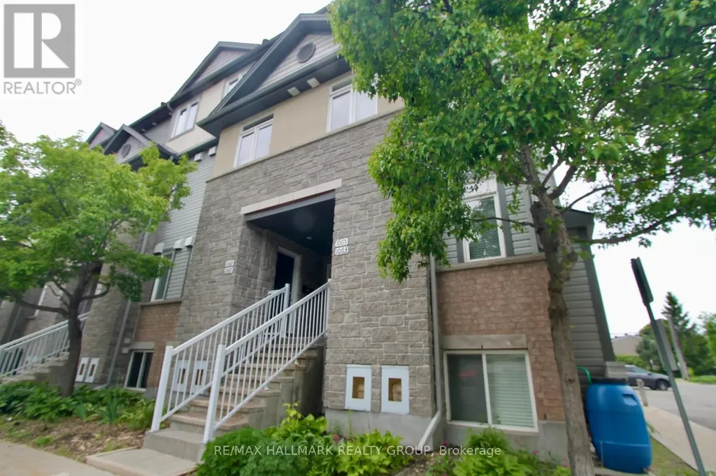 1063 Redtail Private Ottawa ON K1J 0B1