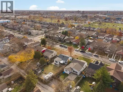 1456 Elsmere Windsor ON N8X 4G9