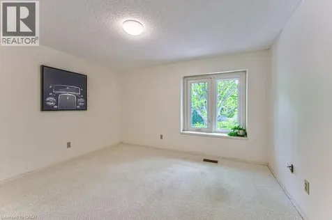 206 Candlewood Crescent Waterloo ON N2L 5Y9
