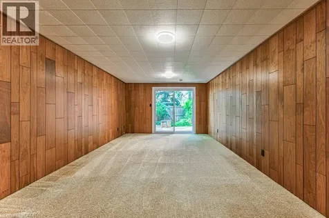 206 Candlewood Crescent Waterloo ON N2L 5Y9