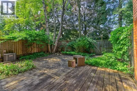 206 Candlewood Crescent Waterloo ON N2L 5Y9