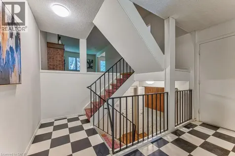 206 Candlewood Crescent Waterloo ON N2L 5Y9