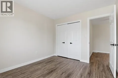 43 Decaro Crescent Cambridge ON N3C 4N1