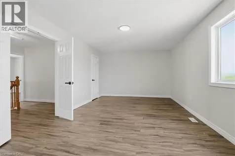 43 Decaro Crescent Cambridge ON N3C 4N1
