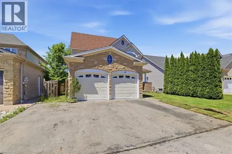 43 Decaro Crescent Cambridge ON N3C 4N1
