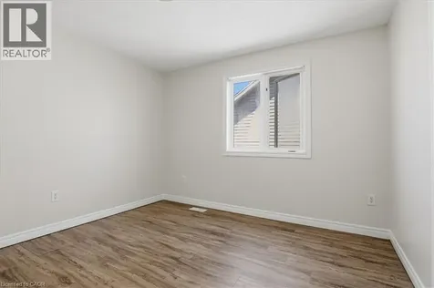 43 Decaro Crescent Cambridge ON N3C 4N1