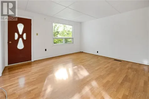 8 Moonlight Beach Road Sudbury ON P3B 3V6