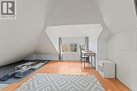475 Mckay Avenue Windsor ON N9B 1Z7