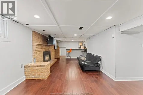 475 Mckay Avenue Windsor ON N9B 1Z7