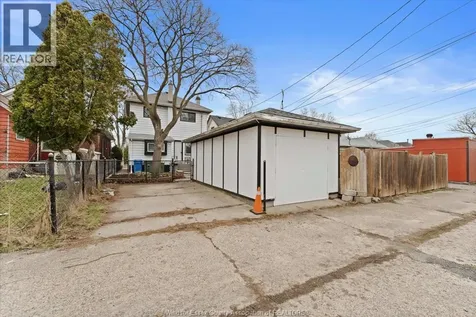 475 Mckay Avenue Windsor ON N9B 1Z7