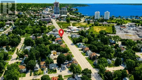 178 Dunlop Street West Barrie (lakeshore) ON L4N 1B3
