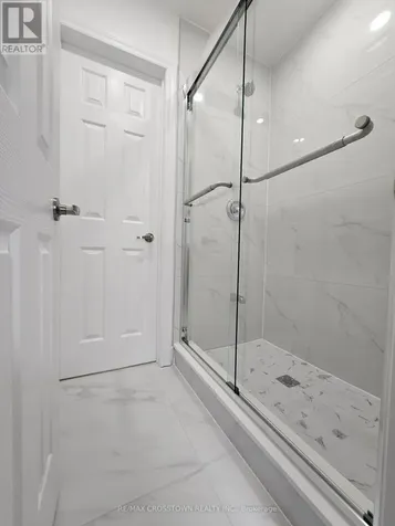 178 Dunlop Street West Barrie (lakeshore) ON L4N 1B3