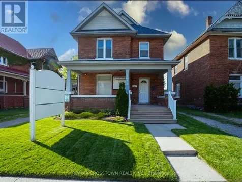 178 Dunlop Street West Barrie (lakeshore) ON L4N 1B3