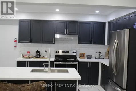 51 Mullholland Avenue Cambridge ON N3H 5L5