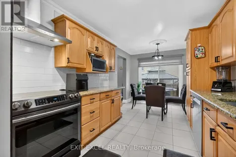 58 Fireside Crescent Ottawa ON K1T 1Z4