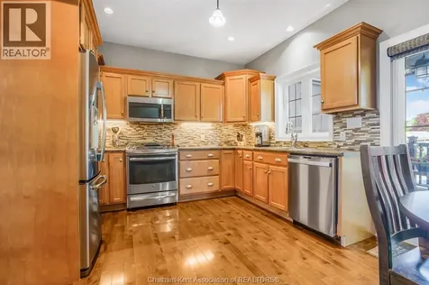 43 Enclave Place Northwest Chatham ON N7L 5R8