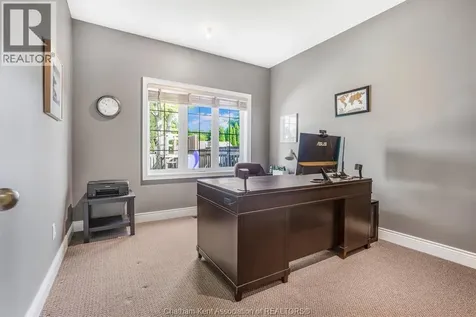 43 Enclave Place Northwest Chatham ON N7L 5R8