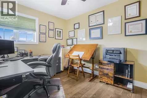 43 Enclave Place Northwest Chatham ON N7L 5R8
