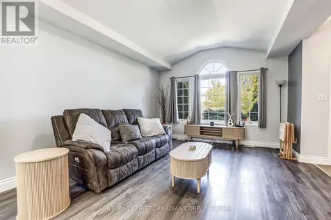 10 Steeplechase Court St. Thomas ON N5R 6H4