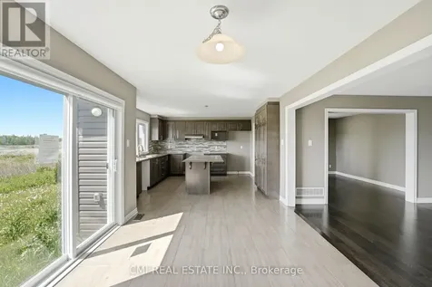 325 Sweetclover Way Ottawa ON K4A 1E6