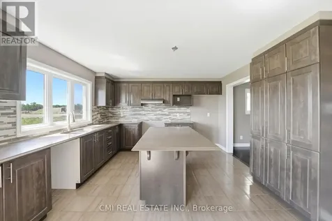325 Sweetclover Way Ottawa ON K4A 1E6